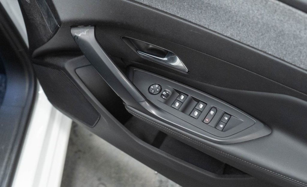 Used Peugeot 308 2022 for sale - 77048777: Photo 22