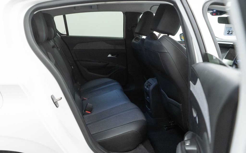 Used Peugeot 308 2022 for sale - 77048777: Photo 27