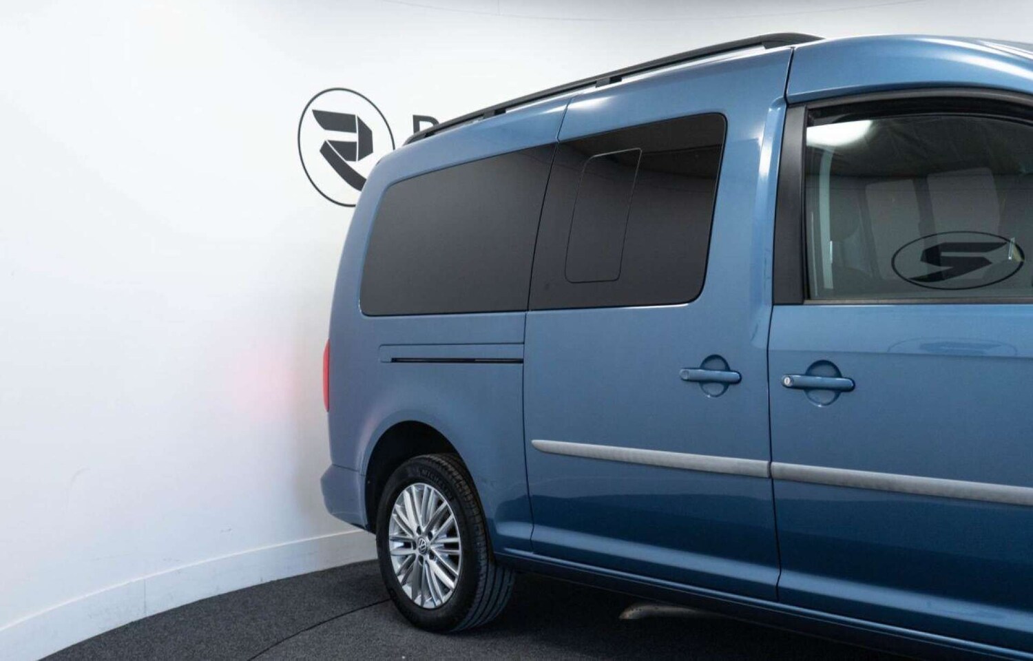 Used Volkswagen Caddy Maxi Life 2018 for sale - 77930703: Photo 14