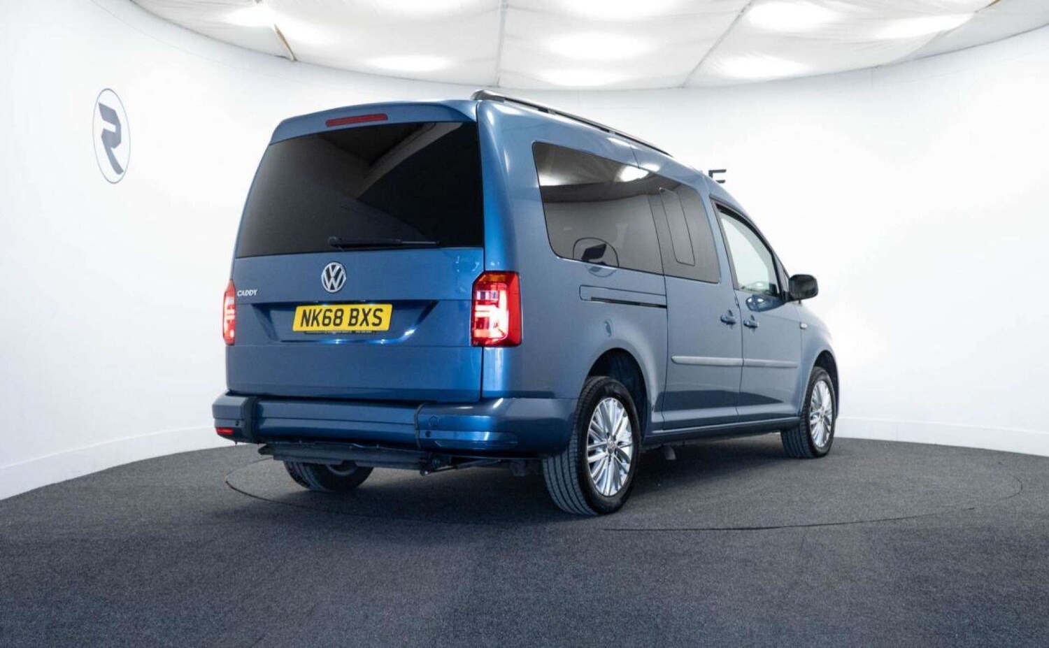 Used Volkswagen Caddy Maxi Life 2018 for sale - 77930703: Photo 8