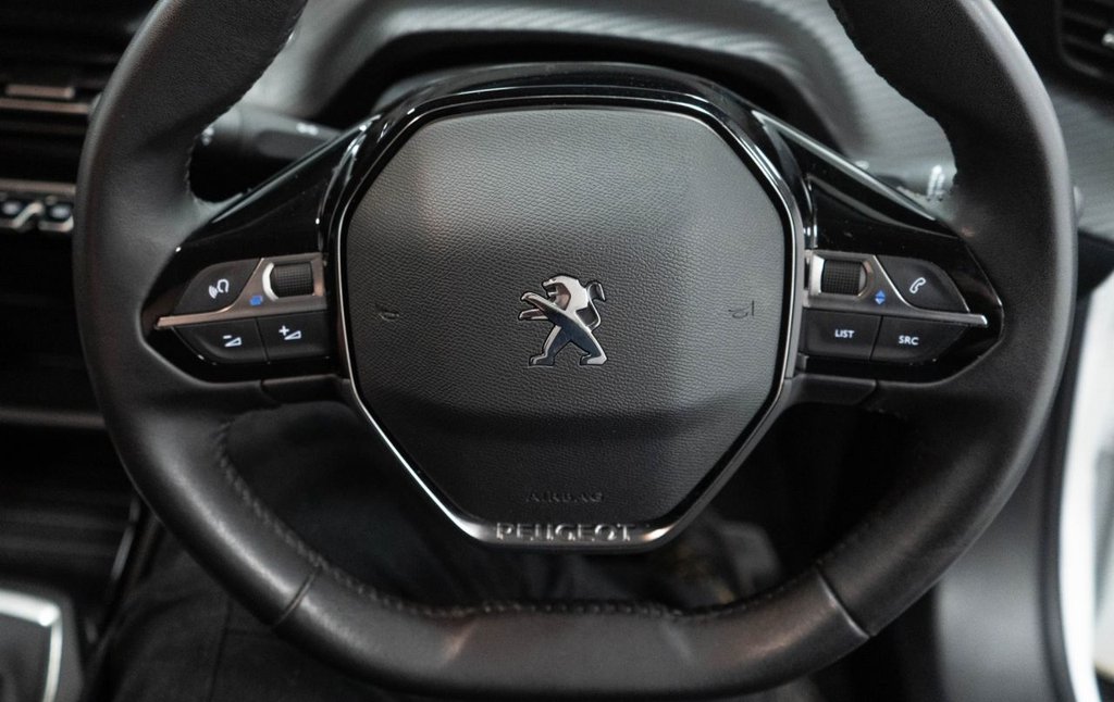 Used Peugeot 2008 2022 for sale - 76345211: Photo 23