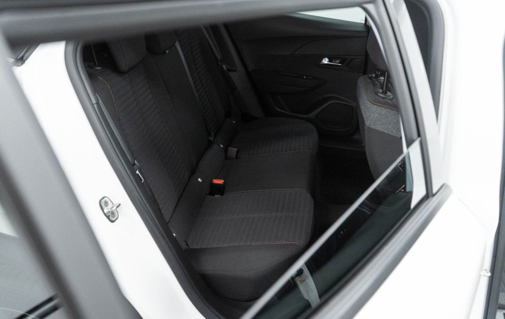Used Peugeot 2008 2022 for sale - 76345211: Photo 32