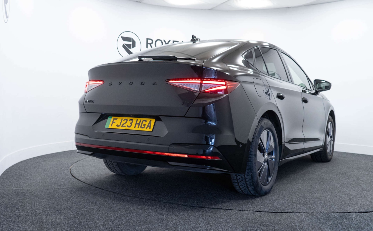 Used Skoda Enyaq 2023 for sale - 77930665: Photo 16