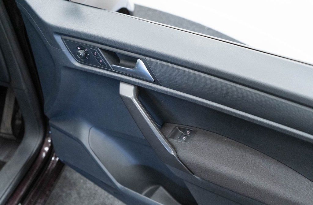 Used Volkswagen Caddy Maxi Life 2019 for sale - 77780263: Photo 22