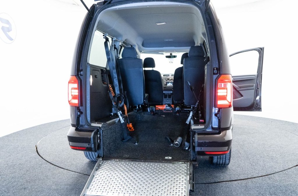 Used Volkswagen Caddy Maxi Life 2019 for sale - 77780263: Photo 32