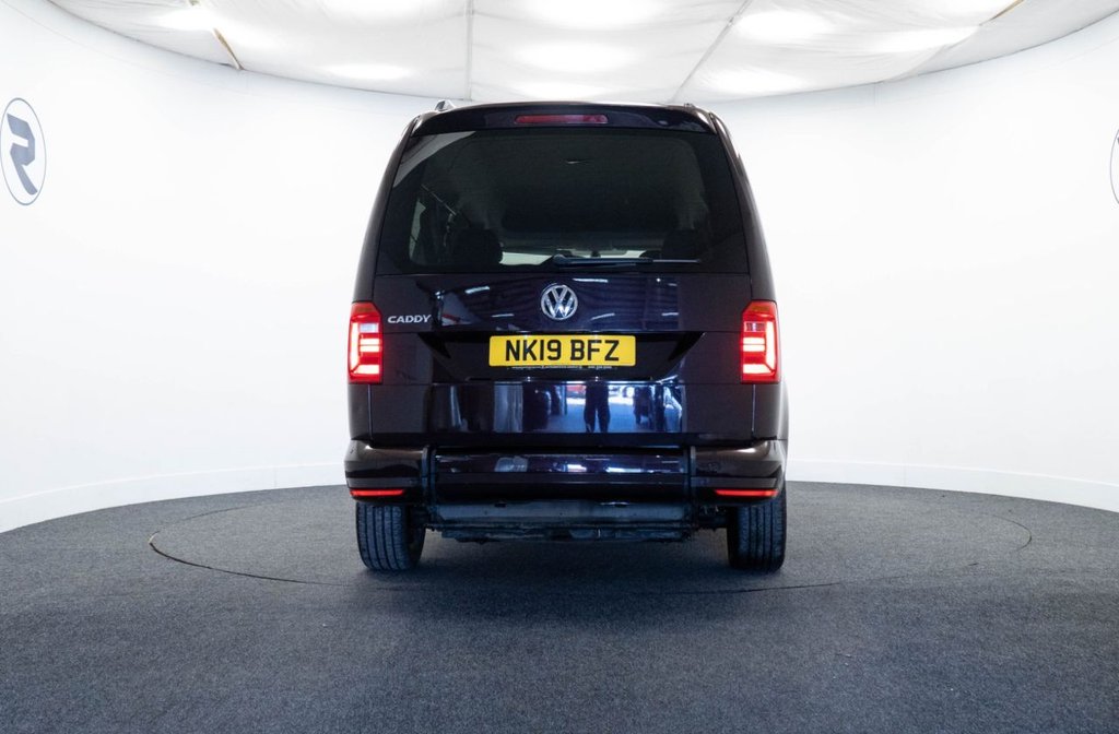 Used Volkswagen Caddy Maxi Life 2019 for sale - 77780263: Photo 7