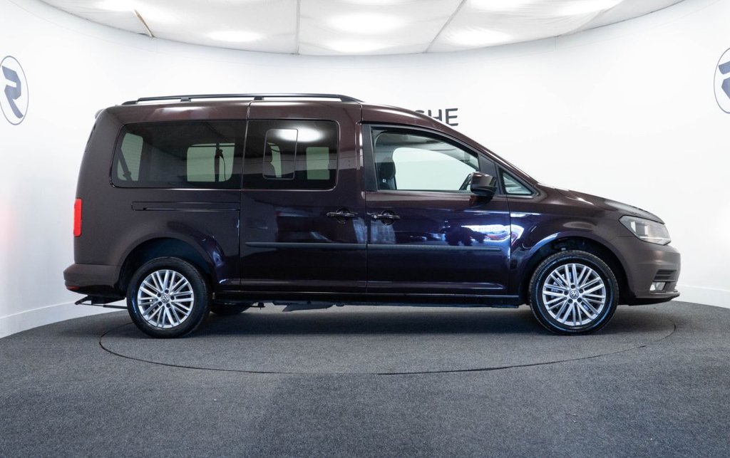 Used Volkswagen Caddy Maxi Life 2019 for sale - 77780263: Photo 9