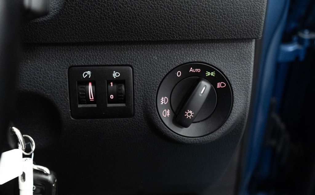 Used Volkswagen Caddy Maxi Life 2018 for sale - 76416971: Photo 24