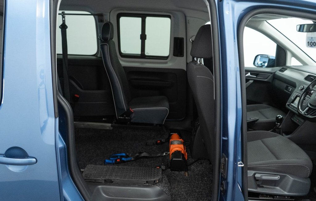 Used Volkswagen Caddy Maxi Life 2018 for sale - 76416971: Photo 32