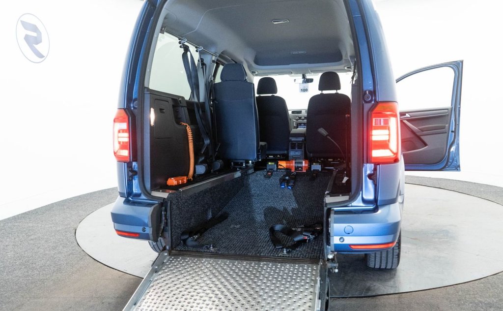 Used Volkswagen Caddy Maxi Life 2018 for sale - 76416971: Photo 33