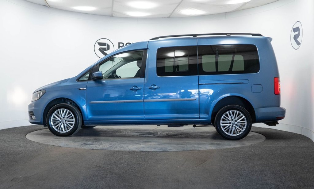 Used Volkswagen Caddy Maxi Life 2018 for sale - 76416971: Photo 4