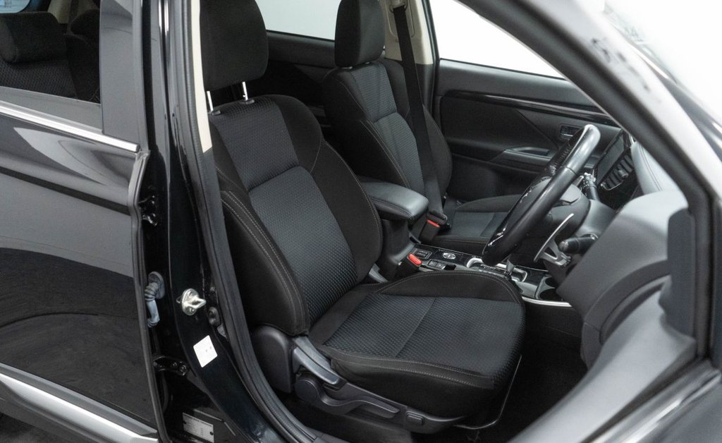 Used Mitsubishi Outlander 2020 for sale - 76563306: Photo 21