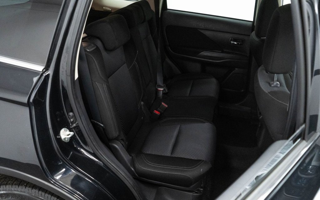 Used Mitsubishi Outlander 2020 for sale - 76563306: Photo 31