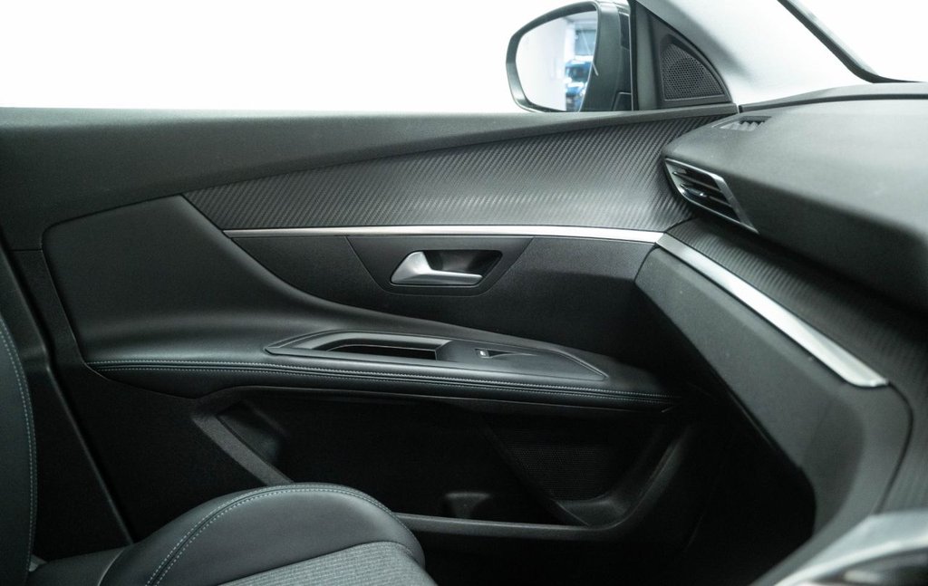 Used Peugeot 5008 2022 for sale - 76848376: Photo 29