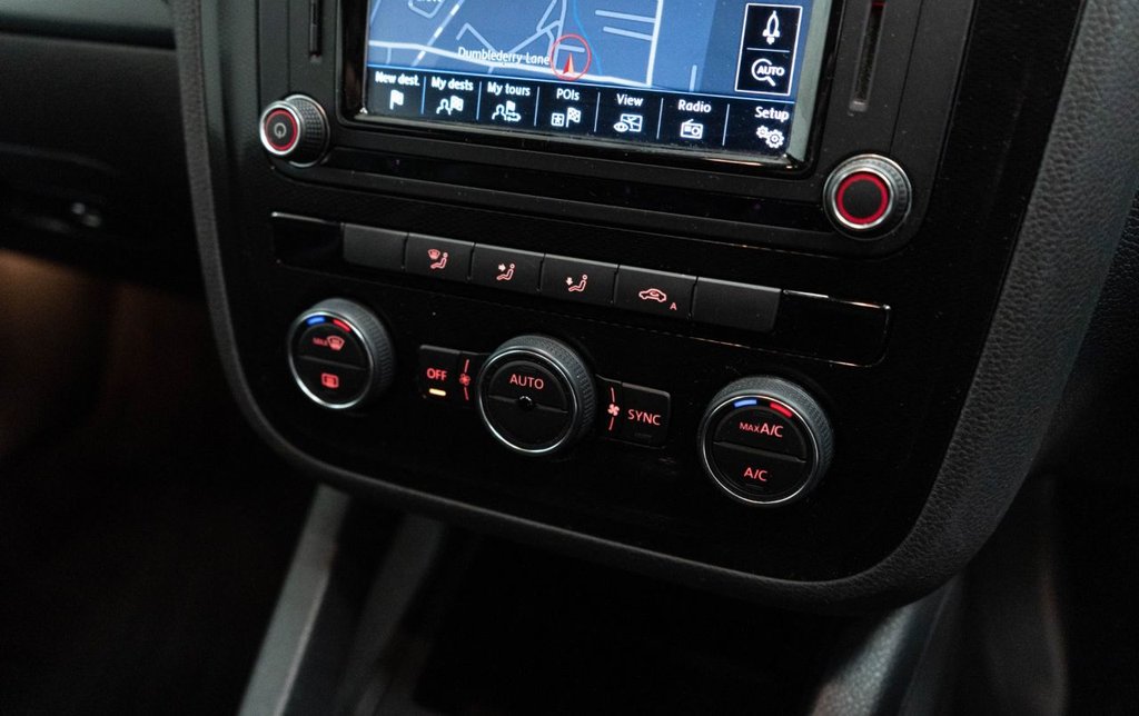 Used Volkswagen Scirocco 2015 for sale - 77642194: Photo 31