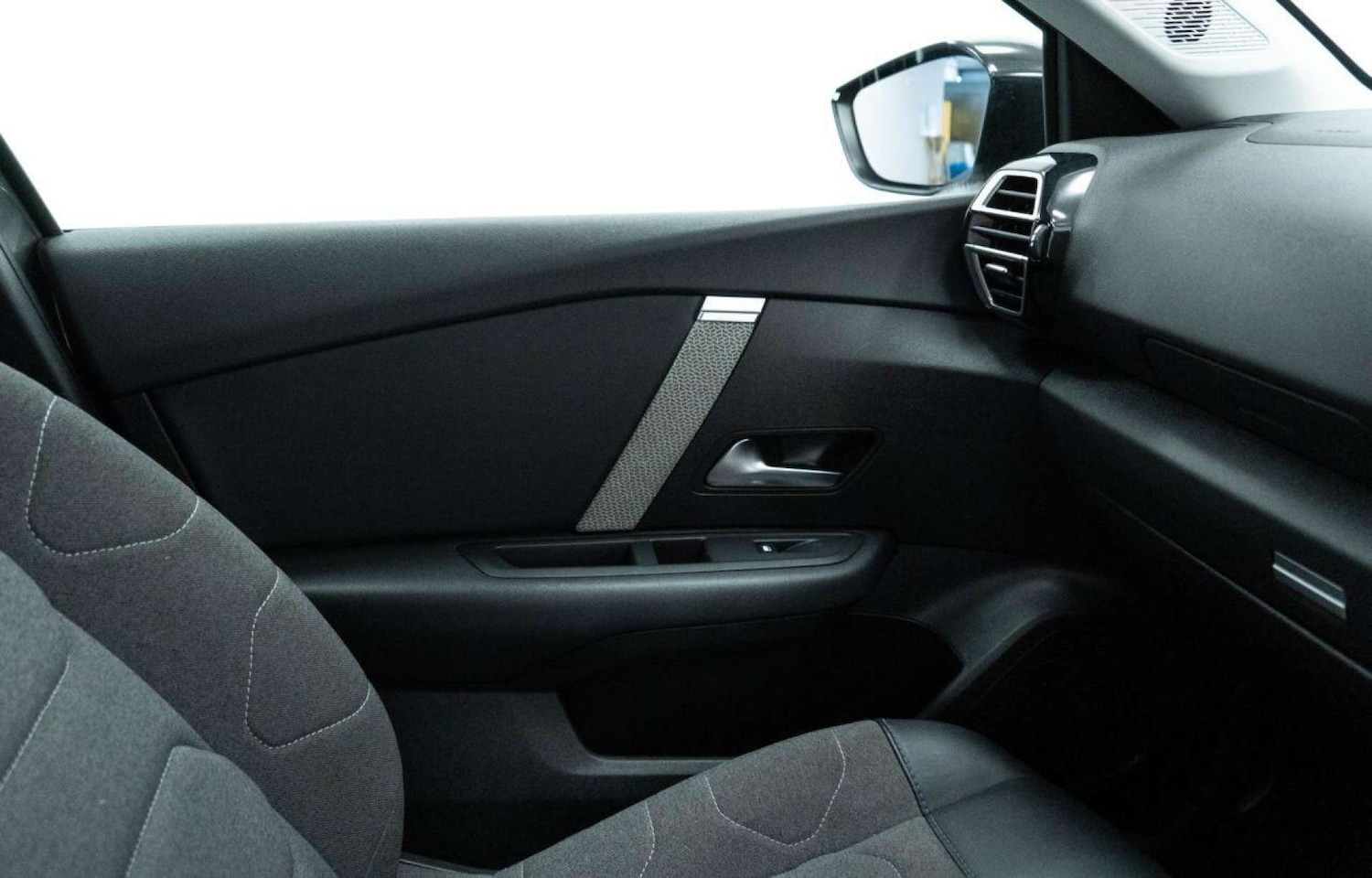 Used Citroen C4 2024 for sale - 77930897: Photo 28