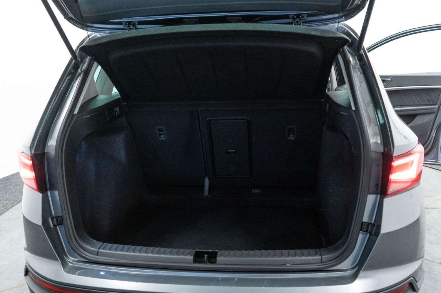 Used SEAT Ateca 2023 for sale - 77930888: Photo 32