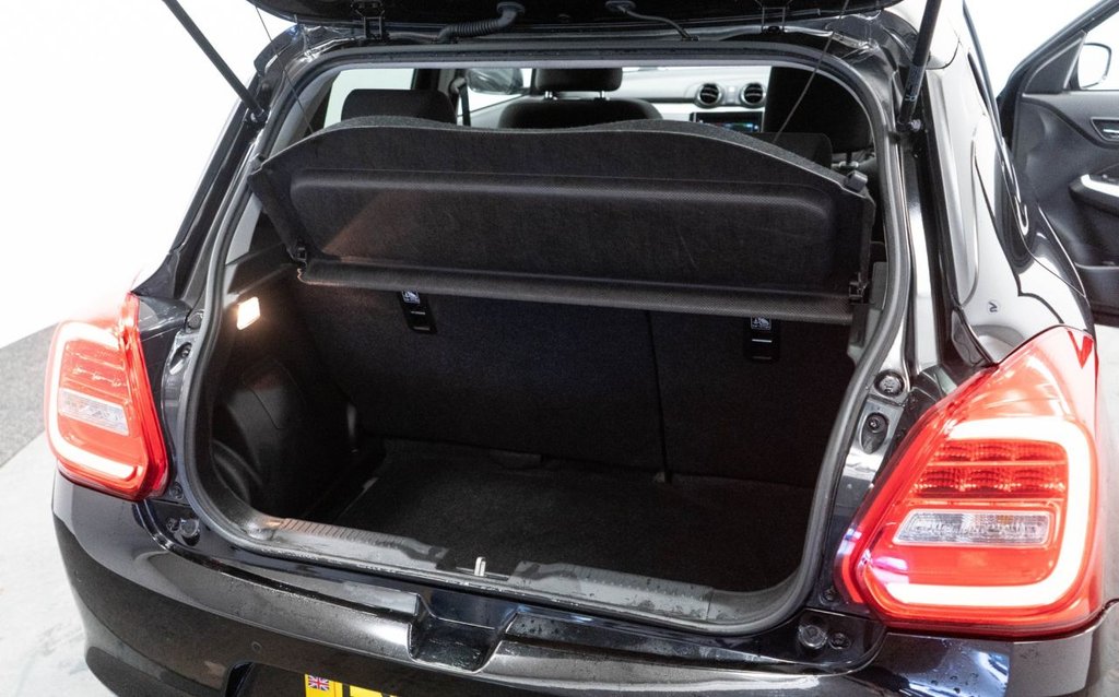 Used Suzuki Swift 2022 for sale - 76345398: Photo 34