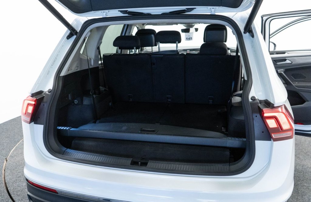 Used Volkswagen Tiguan Allspace 2023 for sale - 77780161: Photo 35