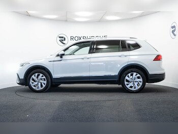 Used Volkswagen Tiguan Allspace 2023 for sale - 77780161: Photo