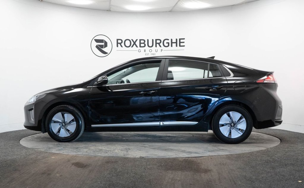 Used Hyundai IONIQ 2022 for sale - 76768072: Photo 4