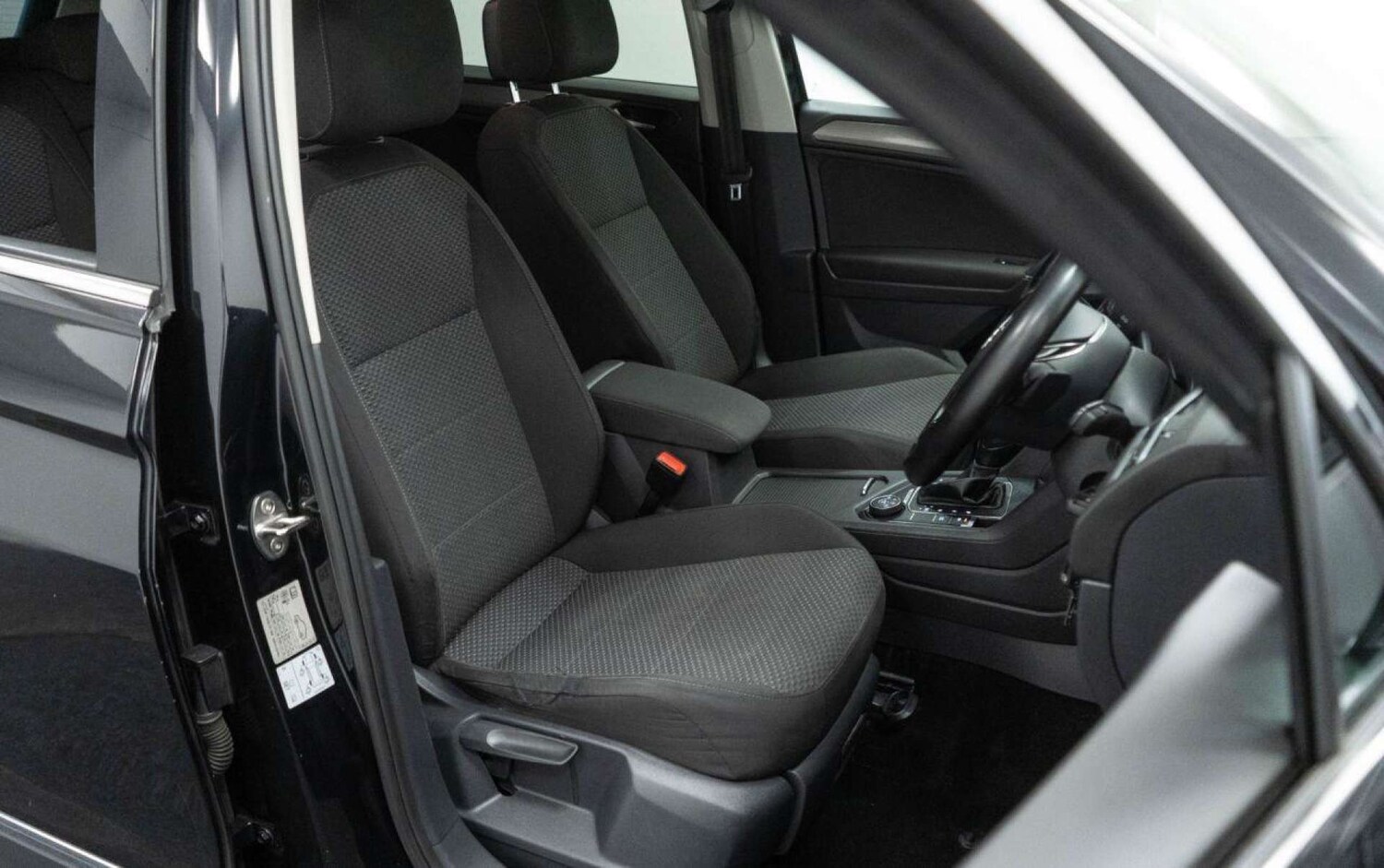 Used Volkswagen Tiguan Allspace 2021 for sale - 77930775: Photo 22