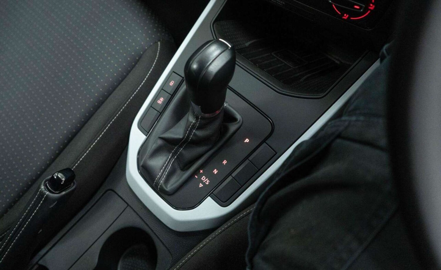 Used SEAT Arona 2023 for sale - 77930763: Photo 31