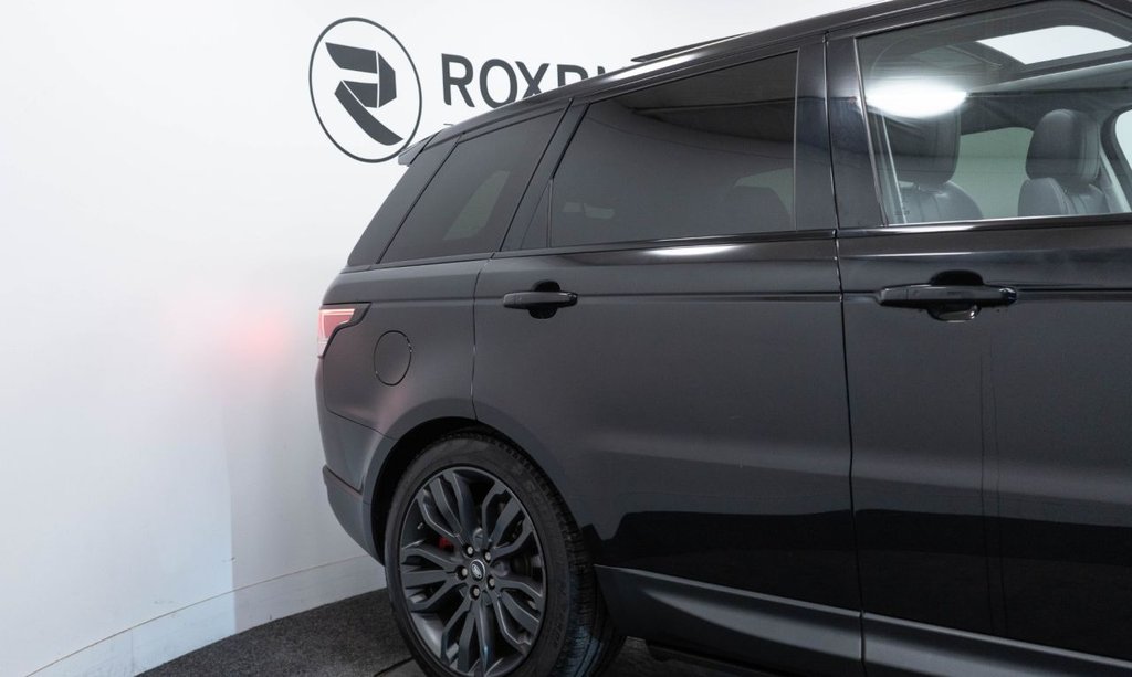 Used Land Rover Range Rover Sport 2017 for sale - 76685990: Photo 14