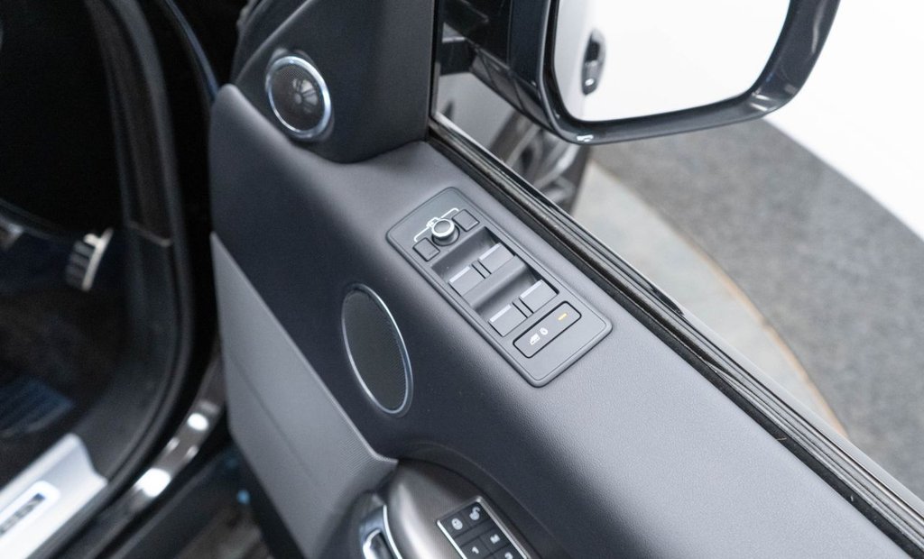 Used Land Rover Range Rover Sport 2017 for sale - 76685990: Photo 24