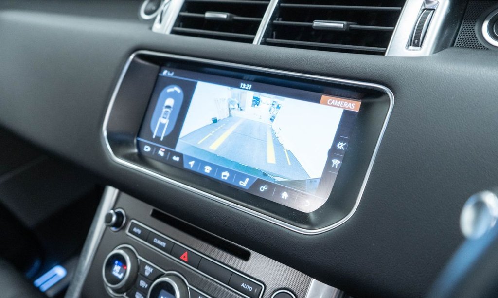 Used Land Rover Range Rover Sport 2017 for sale - 76685990: Photo 31