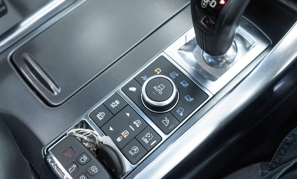 Used Land Rover Range Rover Sport 2017 for sale - 76685990: Photo 34