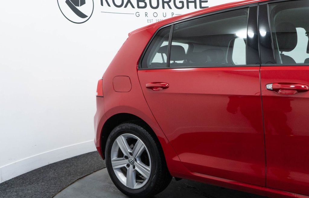 Used Volkswagen Golf 2015 for sale - 77360057: Photo 14