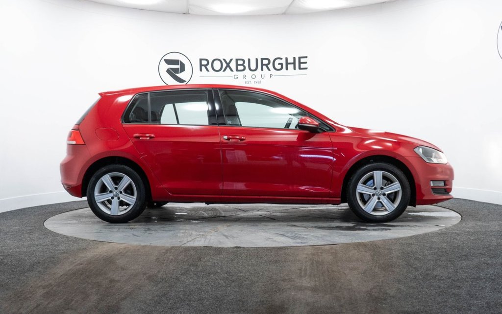 Used Volkswagen Golf 2015 for sale - 77360057: Photo 9