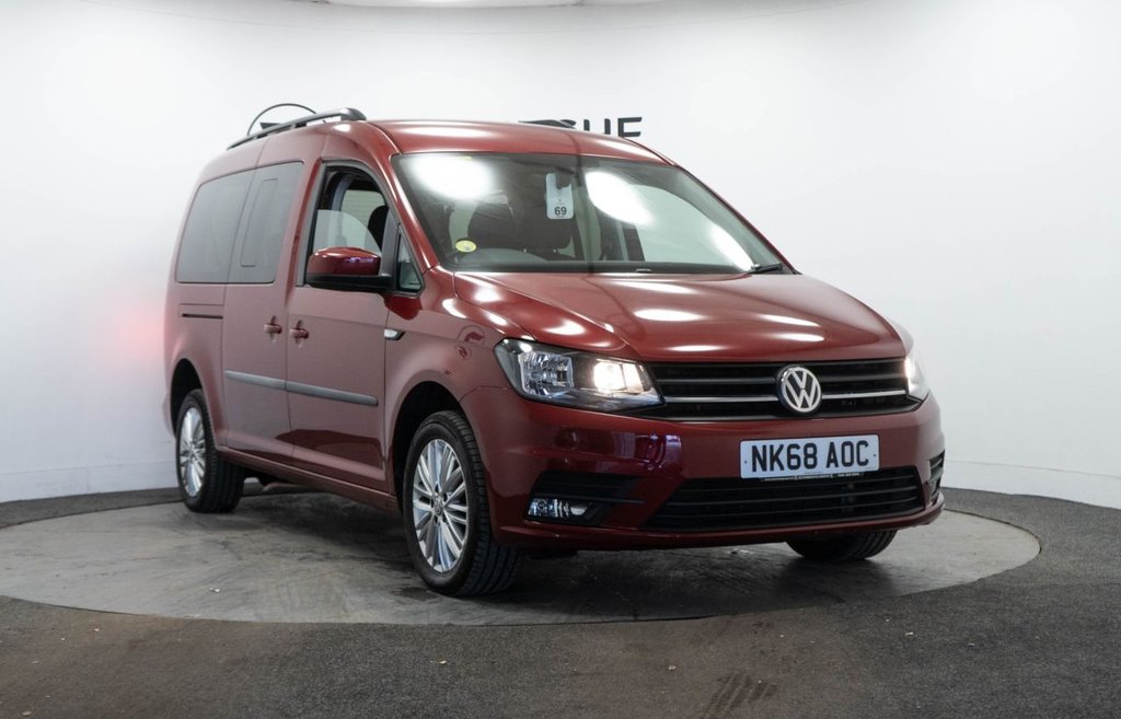 Used Volkswagen Caddy Maxi Life 2019 for sale - 76582318: Photo 1