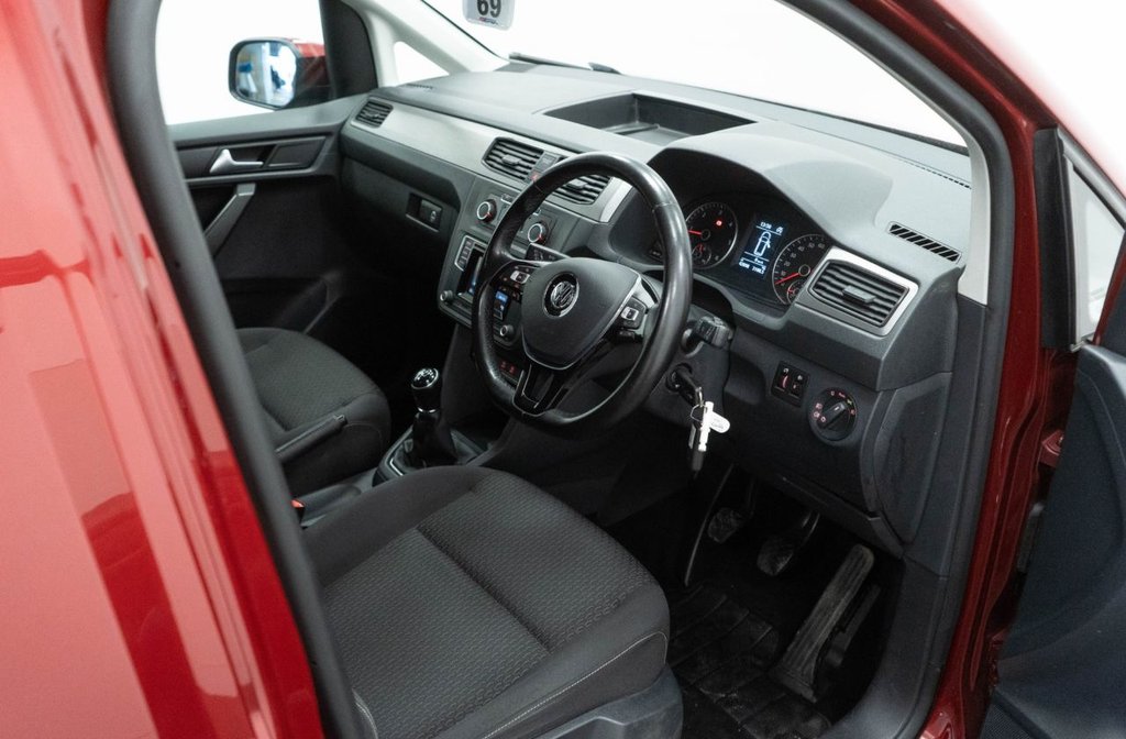 Used Volkswagen Caddy Maxi Life 2019 for sale - 76582318: Photo 19