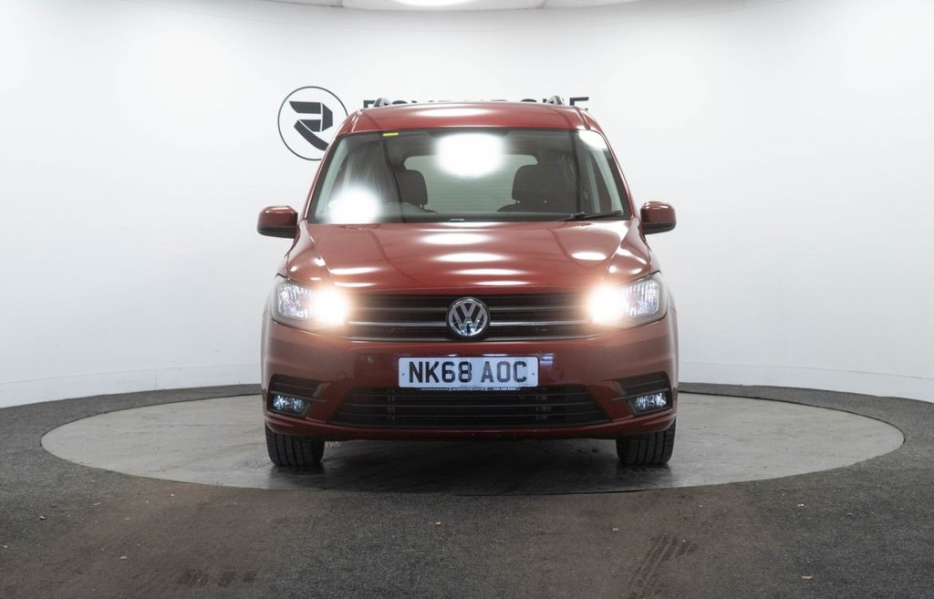 Used Volkswagen Caddy Maxi Life 2019 for sale - 76582318: Photo 2