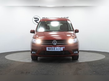 Used Volkswagen Caddy Maxi Life 2019 for sale - 76582318: Photo