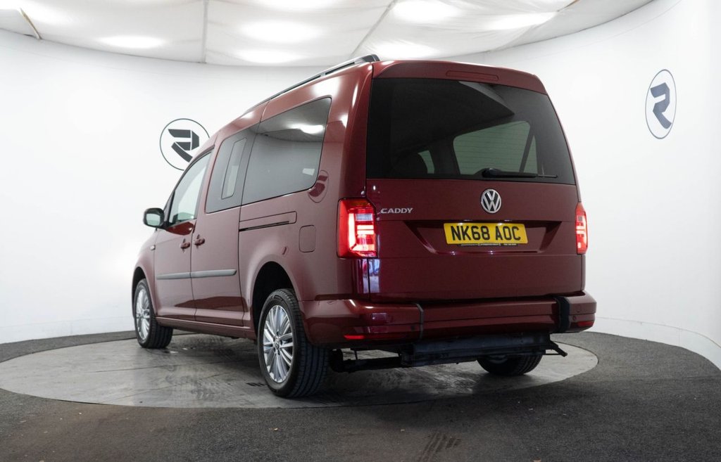 Used Volkswagen Caddy Maxi Life 2019 for sale - 76582318: Photo 5