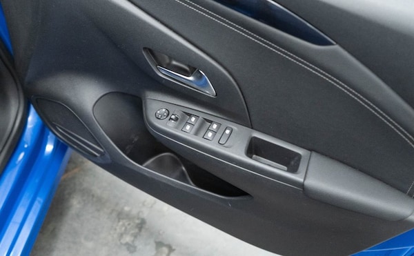 Used Vauxhall Corsa 2022 for sale - 76235491: Photo 23