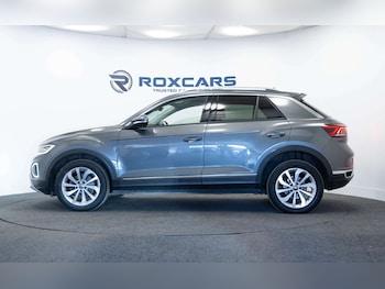 Used Volkswagen T-Roc 2023 for sale - 78970945: Photo