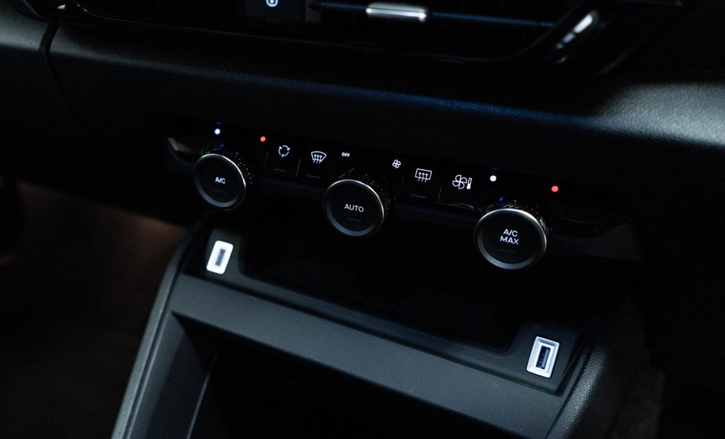 Used Citroen C4 2024 for sale - 76792063: Photo 28