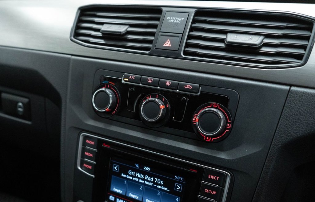 Used Volkswagen Caddy Maxi Life 2019 for sale - 77748454: Photo 25