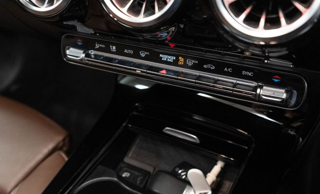 Used Mercedes-Benz CLA 2020 for sale - 76686515: Photo 31