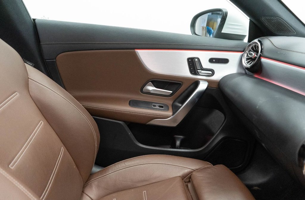 Used Mercedes-Benz CLA 2020 for sale - 76686515: Photo 33