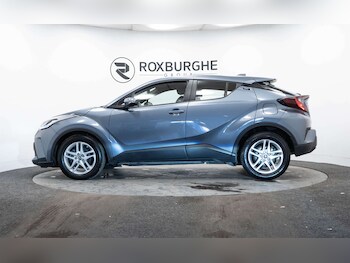 Used Toyota C-HR 2022 for sale - 78098871: Photo