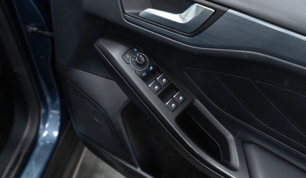 Used Ford Focus 2022 for sale - 76686561: Photo 22