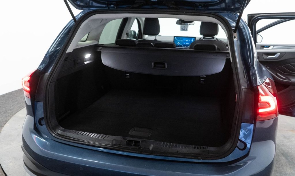 Used Ford Focus 2022 for sale - 76686561: Photo 34
