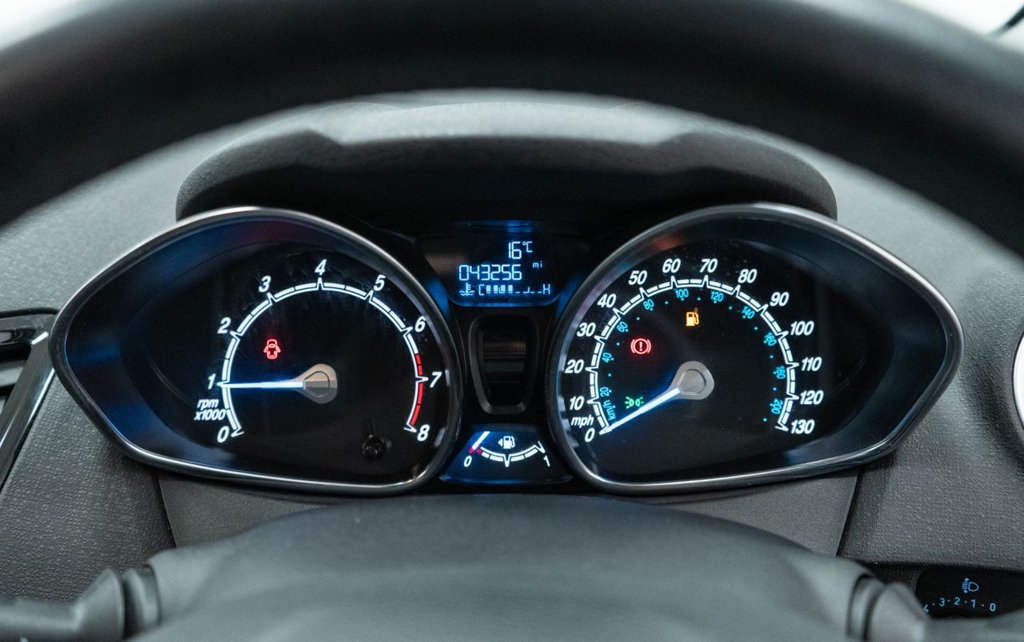 Used Ford Fiesta 2015 for sale - 77806140: Photo 26