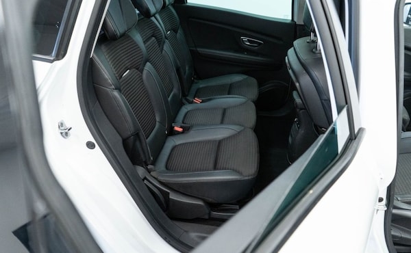 Used Renault Grand Scenic 2020 for sale - 76068278: Photo 32