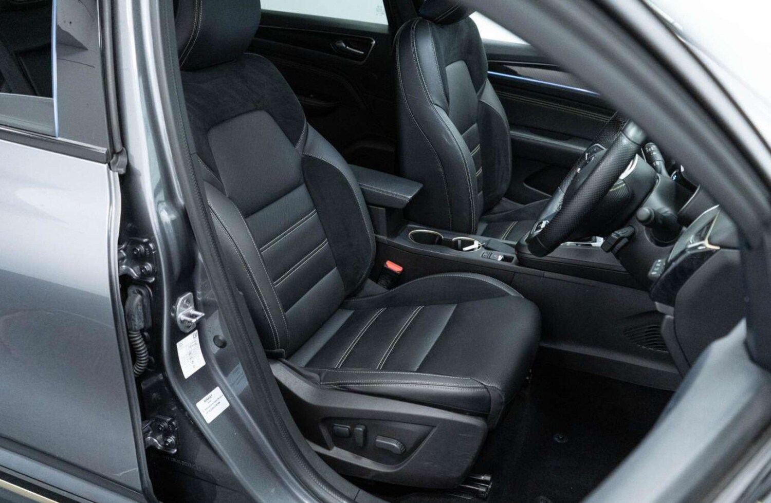 Used Renault Arkana 2023 for sale - 77930693: Photo 22